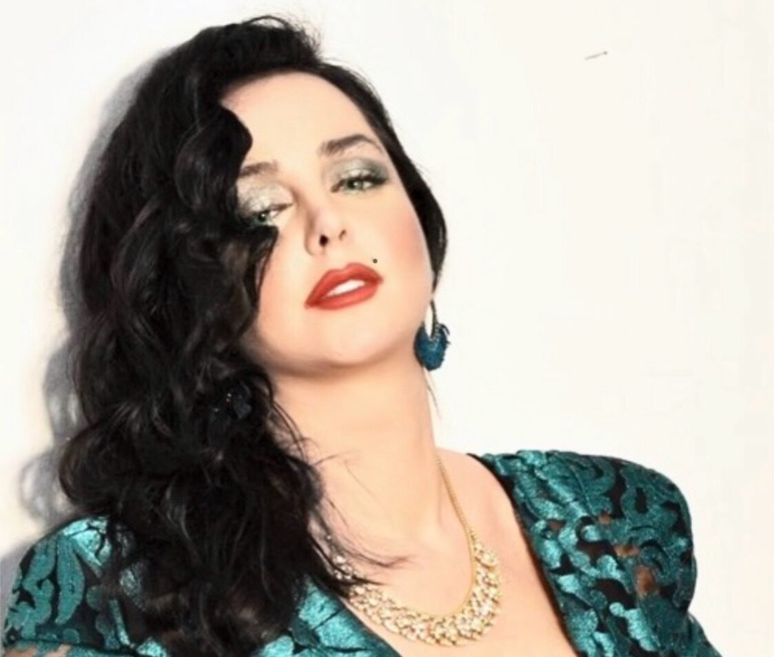 Despina Mirou: The Serious Actor Behind the Comedy Despina Mirou: The Serious Actor Behind the Comedy